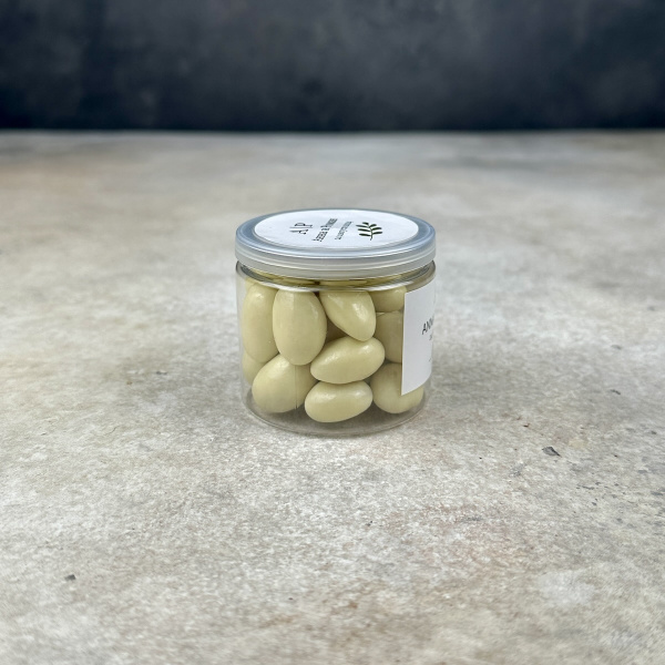 Бонбоньерка с орешками 02 Бонбоньерка с орешками 02