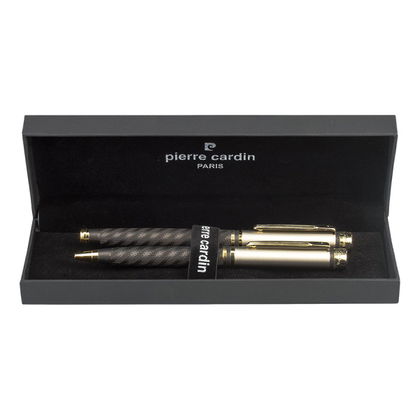 Набор подарочный Pierre Cardin Pen&Pen - Matte Black, шариковая ручка + ручка-роллер Набор подарочный Pierre Cardin Pen&Pen - Matte Black, шариковая ручка + ручка-роллер